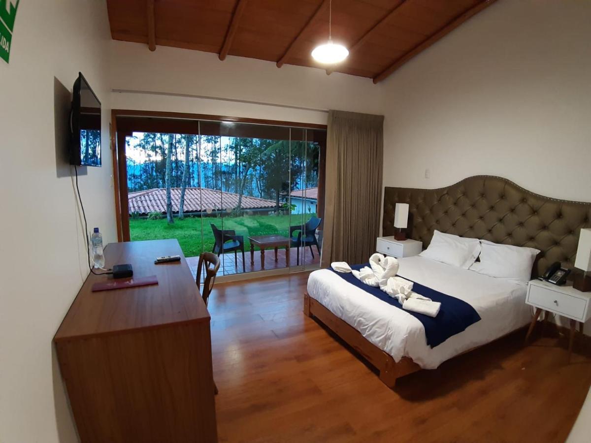 La Ensenada Hotel Chachapoyas Buitenkant foto