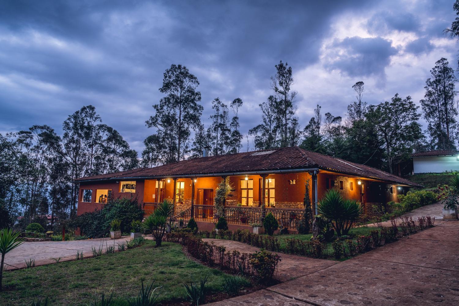 La Ensenada Hotel Chachapoyas Buitenkant foto