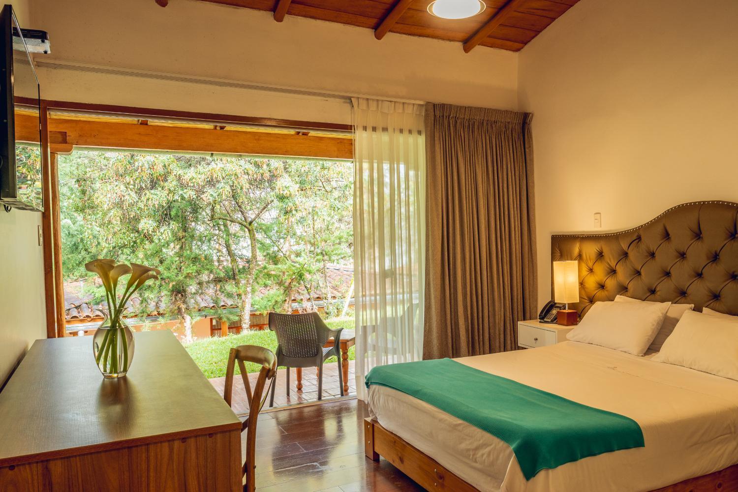 La Ensenada Hotel Chachapoyas Buitenkant foto